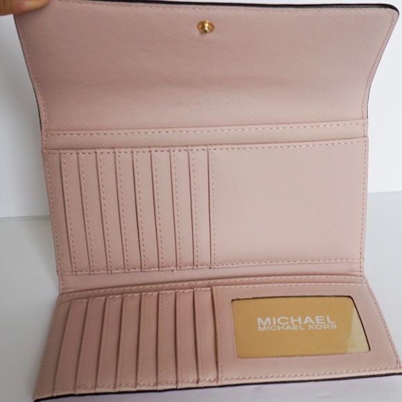 Michael Kors LG Trifold Wallet Pink(Blossom) - Picture 6 of 7